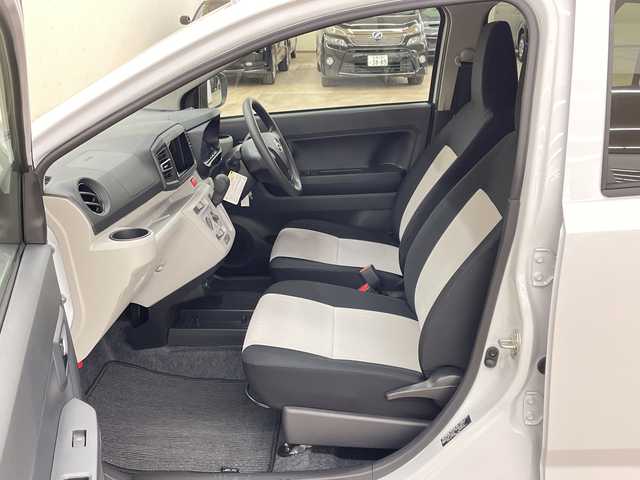 ダイハツ ミラ イース X SAⅢ 道央・札幌 2025(令7)年 0.1万km シャイニングホワイトパール /オーディオレス//バックカメラ取付有//４WD//スマートアシスト車//衝突軽減ブレーキ//オートライト//オートハイビーム//コーナーセンサー//横滑り防止装置//アイドリングストップ//パワーウィンドウ