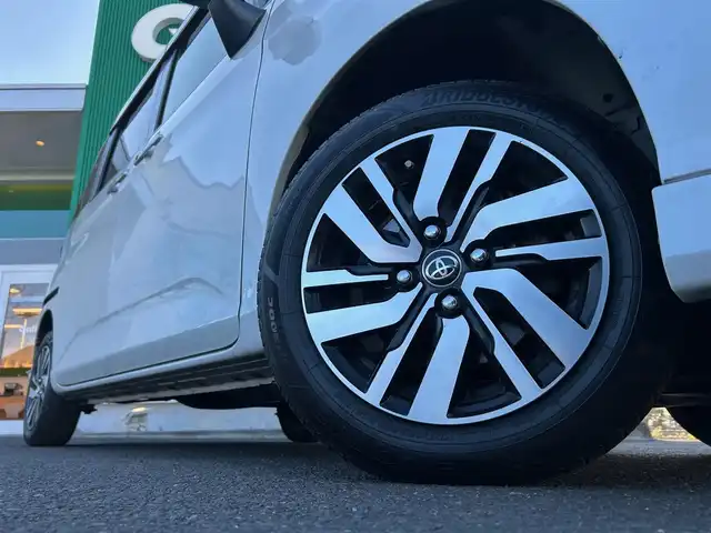 トヨタ ルーミー カスタムG 宮城県 2019(平31)年 6.1万km パールホワイトⅢ スマートアシスト3/・衝突回避支援ブレーキ機能/・衝突警報機能/・車線逸脱警報機能/・誤発進抑制制御機能/・先行車発進お知らせ機能/・オートハイビーム/・コーナーセンサー/純正9インチナビ（NSZT-Y68T）/・CD/DVD/・Bluetooth/・フルセグTV/バックモニター/ビルトインETC/ドライブレコーダー/両側パワースライドドア/前席シートヒーター/革巻きステアリング/クルーズコントロール/ステアリングスイッチ/LEDヘッドランプ/フォグランプ/オートライト/スマートキー＆プッシュスタート/スペアキー/電動格納ミラー/純正14インチAW/フロアマット/ドアバイザー/Wエアバッグ/取扱説明書/保証書