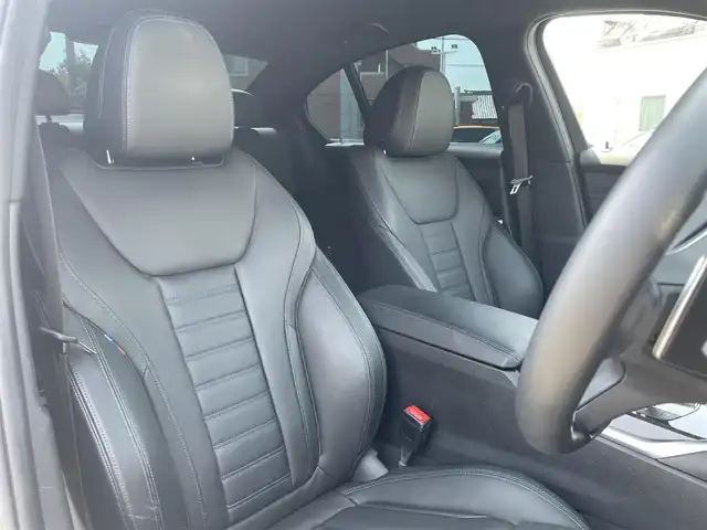ＢＭＷ ３２０ｉ Mスポーツ 静岡県 2019(令1)年 1.5万km ミネラルホワイト OPカラー　ミネラルホワイト/インテリジェントセーフティ/衝突軽減ブレーキACC/車線逸脱警告BSM/IDriveナビBluetooth/バックカメラ/Hilineパッケージ/ブラックレザーシート /シートヒーター /前席パワーシート運転席メモリー機能/コンフォートパッケージ/コンフォートアクセス/パワートランクリッド/アンビエントライト /置くだけ充電/LEDヘッドライト/前後ドライブレコーダー/DSRCETC