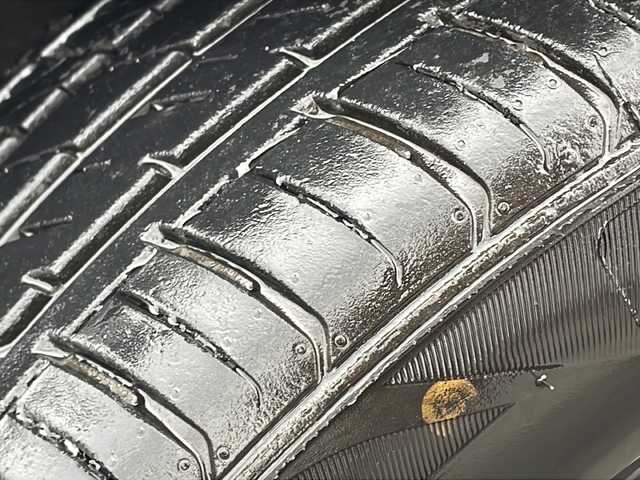 レクサス ＧＳ 250 Iパッケージ 新潟県 2012(平24)年 6.7万km 黒 純正HDDナビ/（BT／AM/ FM／DVD）/バックカメラ/サンルーフ/黒革シート/クルーズコントロール/パワーシート（運転席＋助手席）/シートヒーター（運転席＋助手席）/エアシート（運転席＋助手席）/シートメモリー/ステアリングスイッチ/パドルシフト/LEDヘッドライト/フォグランプ/オートライト/ETC２．０/保証書/取り扱い説明書/スペアキー