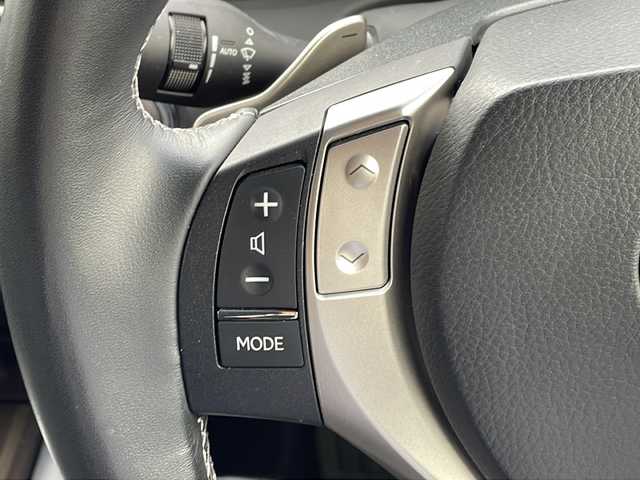 レクサス ＧＳ 250 Iパッケージ 新潟県 2012(平24)年 6.7万km 黒 純正HDDナビ/（BT／AM/ FM／DVD）/バックカメラ/サンルーフ/黒革シート/クルーズコントロール/パワーシート（運転席＋助手席）/シートヒーター（運転席＋助手席）/エアシート（運転席＋助手席）/シートメモリー/ステアリングスイッチ/パドルシフト/LEDヘッドライト/フォグランプ/オートライト/ETC２．０/保証書/取り扱い説明書/スペアキー