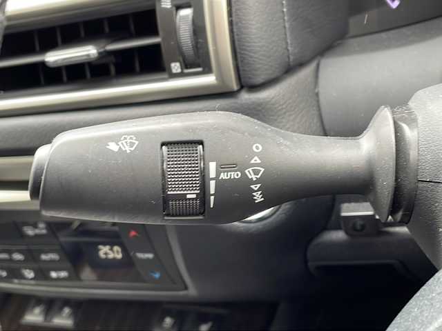 レクサス ＧＳ 250 Iパッケージ 新潟県 2012(平24)年 6.7万km 黒 純正HDDナビ/（BT／AM/ FM／DVD）/バックカメラ/サンルーフ/黒革シート/クルーズコントロール/パワーシート（運転席＋助手席）/シートヒーター（運転席＋助手席）/エアシート（運転席＋助手席）/シートメモリー/ステアリングスイッチ/パドルシフト/LEDヘッドライト/フォグランプ/オートライト/ETC２．０/保証書/取り扱い説明書/スペアキー