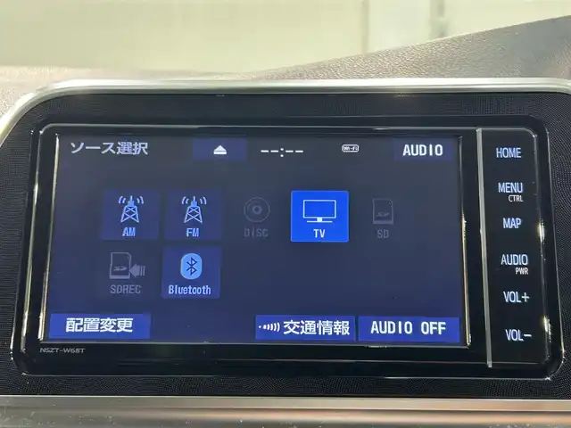 トヨタ シエンタ ハイブリッド G クエロ 愛知県 2019(平31)年 3.9万km ラディアントグリーンM 純正ＳＤナビ　/（Bluetooth/フルセグTV/SD/CD・DVD再生//AM/FM)/トヨタセーフティセンス/　　-プリクラッシュセーフティ/　　-レーンディパーチャーアラート（LDA)/　　-オートマチックハイビーム/先行車発進告知/パノラミックビューモニター　/両側パワースライドドア　/ビルトインＥＴＣ　/LEDヘッドライト/LEDフォグランプ/ハーフレザーシート/クリアランスソナー/USB接続/クルーズコントロール　/シートヒーター　/ステアリングヒーター　/前後ドライブレコーダー　/純正15インチアルミホイール