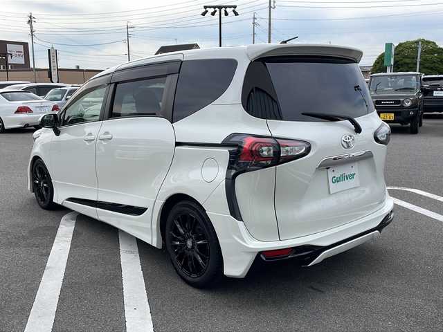 トヨタ シエンタ ファンベースG 岐阜県 2018(平30)年 4万km ホワイトパールクリスタルシャイン フルエアロ(F/S/R)/純正メモリーナビ/CD/DVD/Bluetooth/フルセグTV/バックカメラ/両側パワースライドドア/トヨタセーフティセンス/レーンディパーチャーアラート/プリクラッシュセーフティ/LEDオートヘッドライト/ローダウン/16インチAW/ETC/ドライブレコーダー/禁煙車