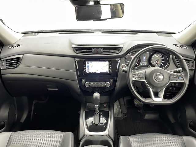 日産 エクストレイル 20X 千葉県 2017(平29)年 6万km ダイヤモンドブラック プロパイロット/デジタルインナーミラー/エマージェンシーブレーキ/・踏み間違い防止アシスト/・車線逸脱警報/・進入禁止標識検知/・前後コーナーセンサー/純正7インチメモリーナビ/フルセグTV/Bluetoothオーディオ接続/アラウンドビューカメラ/カプロンシート/LEDヘッドライト/LEDフォグランプ/パワーバックドア/スマートキー