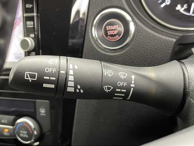 日産 エクストレイル 20X 千葉県 2017(平29)年 6万km ダイヤモンドブラック プロパイロット/デジタルインナーミラー/エマージェンシーブレーキ/・踏み間違い防止アシスト/・車線逸脱警報/・進入禁止標識検知/・前後コーナーセンサー/純正7インチメモリーナビ/フルセグTV/Bluetoothオーディオ接続/アラウンドビューカメラ/カプロンシート/LEDヘッドライト/LEDフォグランプ/パワーバックドア/スマートキー