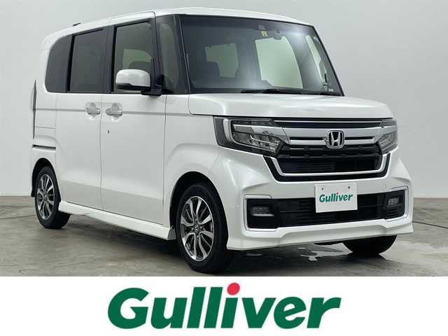 ホンダ Ｎ ＢＯＸ カスタム L 岡山県 2022(令4)年 3.5万km プラチナホワイトパール ディスプレイオーディオ	/【ワンセグ/Bluetooth/USB】	/バックカメラ	/追従型クルーズコントロール	/オートハイビーム	/LEDヘッドライト（AUTO機能付き）	/ビルトインETC	/前席シートヒーター		/衝突軽減ブレーキシステム	/車線逸脱防止システム	/横滑り防止装置/踏み間違い防止装置	/純正ドライブレコーダー（前後）	/純正14インチアルミ	/コーナーセンサー（後）	/純正フロアマット	/ステアリングスイッチ	/ISOFIX/後席サンシェイド/チルトステアリング/シートリフター/シートバックテーブル/ウィンカーミラー	/プッシュスタート	/スマートキー×2	/保証書	/取扱説明書