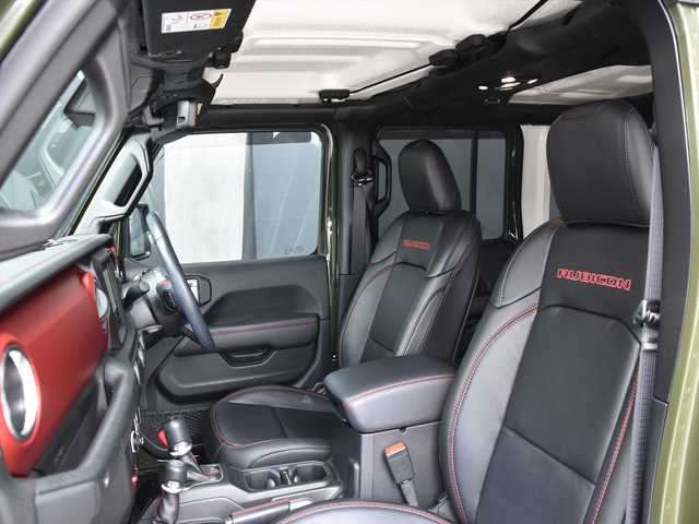 クライスラー・ジープ ラングラー アンリミテッド ルビコン 和歌山県 2021(令3)年 4.8万km 緑 100台限定車 /サージグリーン /黒革 /純正ナビ /フルセグ /Bカメラ /サイドカメラ /Apple carplay /ステアリングヒーター /シートヒーター /ACC /専用17AW /ロックレール /コーナーセンサー /LEDヘッドライト /ETC