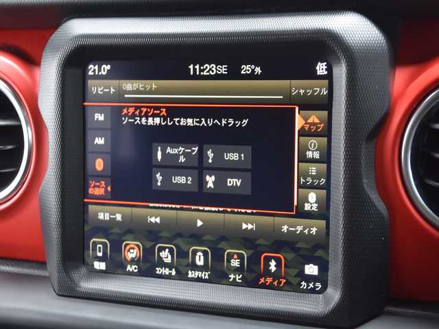 クライスラー・ジープ ラングラー アンリミテッド ルビコン 和歌山県 2021(令3)年 4.8万km 緑 100台限定車 /サージグリーン /黒革 /純正ナビ /フルセグ /Bカメラ /サイドカメラ /Apple carplay /ステアリングヒーター /シートヒーター /ACC /専用17AW /ロックレール /コーナーセンサー /LEDヘッドライト /ETC