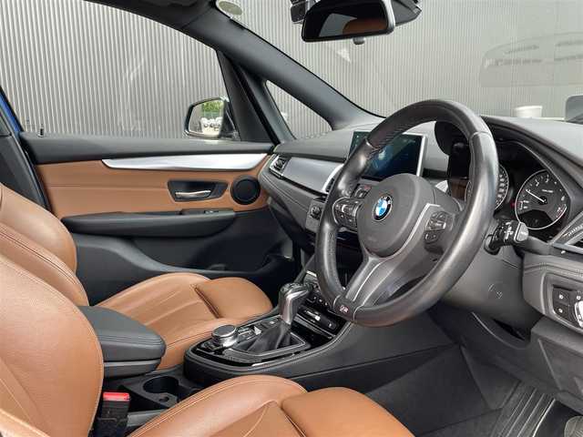 ＢＭＷ ２２５ＸＥ アイパフォーマンス アクティブツアラー Mスポーツ 長野県 2018(平30)年 5万km エストリル・ブルー ・茶革シート/・ACC /・HUD /・純正HDDナビ /・TV /・Bカメラ /・ETC /・シートヒーター/・PWシート/・パワーバックドア/・パークディスタンスコントロール /・インテリジェントセーフティ/・LEDヘッドライト