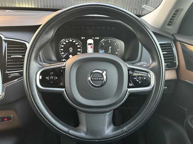 ボルボ ＸＣ９０ D5 AWD インスクリプション 福岡県 2019(令1)年 5.6万km オニキスブラックP インテリＳ/ＡＣＣ/黒革シート/エアシート/シートヒーター/純正ナビ/・Ａｐｐｌｅｃａｒｐｌａｙ・ａｎｄｒｏｉｄａｕｔｏ・BT　/全方位カメラ/パワーバックドア/ＬＥＤライト/オートハイビーム/純正２０インチＡＷ/ＥＴＣ