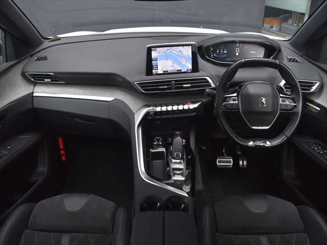 プジョー ５００８ 和歌山県 2019(令1)年 5.9万km パール ワンオーナー /パノラマSR /ファーストクラスパッケージ /ハーフレザー /シートヒーター /社外ナビ フルセグ /全方位カメラ/パフュームアトマイザー /LEDヘッドライト /運転席パワーシート /電動バックドア /ドライブレコーダー /ETC