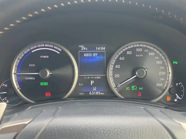 レクサス ＮＸ 300h Fスポーツ 岡山県 2020(令2)年 6.4万km ホワイトノーヴァガラスフレーク 純正10.3インチワイドディスプレイナビ/フルセグTV、Bluetooth、CD、DVD、AM、FM/全方位カメラ/3眼LEDヘッドライト/前席パワーシート/前席シートヒーター/前席エアシート/ステアリングヒーター/運転席メモリーシート/ハンズフリーパワーバックドア/リアフォグ/ヘッドライトウォッシャー/寒冷地仕様/ムーンルーフ/BSM/ヘッドアップディスプレイ/同色カラードフェンダーアーチモール/Fスポーツ専用アルミ製スポーツペダル&フットレスト/Fスポーツ専用スピンドルグリル/パドルシフト/Fスポーツ専用本革スポーツシート/レクサスプレミアムサウンドシステム/ビルトインETC2.0/電動パーキングブレーキ/パーキングサポートブレーキ/レクサスセーフティ＋/・プリクラッシュセーフティ/・レーンディパーチャーアラート/・オートマチックハイビーム/・アダブティブハイビームシステム/・レーダークルーズコントロール/ブラインドスポットモニター/リアクロストラフィックアラート/ロードサインアシスト/スカッフプレート