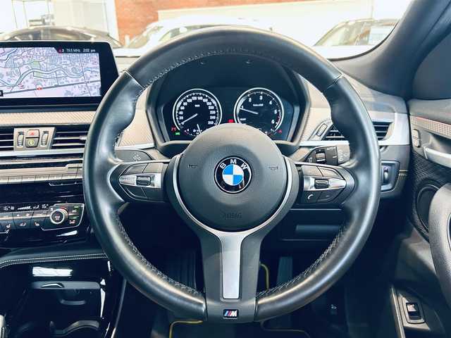 ＢＭＷ Ｘ２ xDrive 18d MスポーツX 大阪府 2020(令2)年 4.4万km 白 コンフォートP/インテリジェントセーフティ/ハーフレザー/シートヒーター/純正ナビ/バックカメラ/純正19インチAW/LEDヘッドライト/電動リアゲート/クリアランスソナー