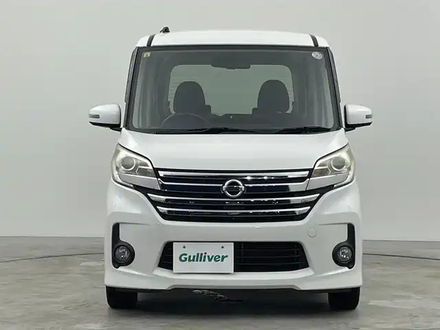 日産 デイズ ルークス ハイウェイスターターボ 群馬県 2014(平26)年 7.5万km ホワイトパール 純正７インチナビ　アラウンドビューモニター　両側パワースライドドア　ＨＩＤオートライト　ベンチシート　社外１４インチアルミホイール　横滑り防止装置　純正フロアマット　スマートキー　プッシュスタート