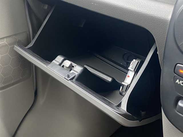 スズキ エブリイ JOIN 熊本県 2018(平30)年 4.2万km シルキーシルバーメタリック 社外SDナビDTV/・CD/DVD/BT/SD/フルセグ/前後ドラレコ/ETC/社外12インチAW/・ブロックタイヤ/革調シートカバー/インバーター/オーバーヘッドシェルフ/ハイルーフ/スズキセーフティサポート/・デュアルセンサーブレーキサポート/・誤発進抑制機能/・衝突被害軽減ブレーキ/マット/キーレス