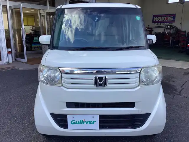 ホンダ Ｎ ＢＯＸ G Lパッケージ 鹿児島県 2013(平25)年 5.3万km プレミアムホワイトパール 純正14インチAW/純正オーディオ/　CD・ラジオ・USB・AUX/スマートキー/チップアップシート/純正フロアーマット/ステアリングスイッチ/新車保証書