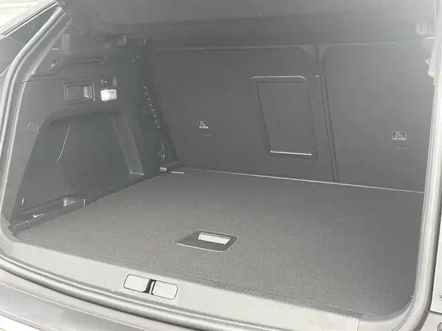 プジョー ３００８ GT ブルー HDi 静岡県 2020(令2)年 1.4万km 黒 ファーストクラスパッケージ/パノラマサンルーフ /ブラックレザーシート シートヒーター /運転席メモリーパワーシート マッサージ/パノラマビューカメラ/OPナビフルセグTV Bluetooth/パワーバックドア /アンビエンスライト/アクティブセーフティブレーキACC/レーンキープ アシスト/ブラインドスポットモニター/ワイヤレス充電/前後ドライブレコーダー/インテリジェントHiビーム/ETC