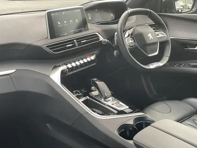 プジョー ３００８ GT ブルー HDi 静岡県 2020(令2)年 1.4万km 黒 ファーストクラスパッケージ/パノラマサンルーフ /ブラックレザーシート シートヒーター /運転席メモリーパワーシート マッサージ/パノラマビューカメラ/OPナビフルセグTV Bluetooth/パワーバックドア /アンビエンスライト/アクティブセーフティブレーキACC/レーンキープ アシスト/ブラインドスポットモニター/ワイヤレス充電/前後ドライブレコーダー/インテリジェントHiビーム/ETC