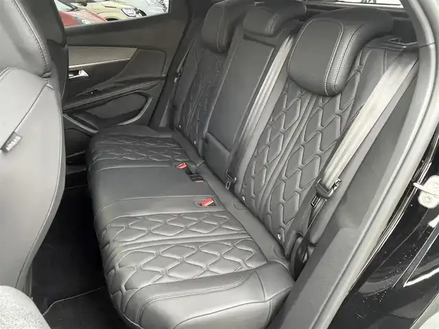 プジョー ３００８ GT ブルー HDi 静岡県 2020(令2)年 1.4万km 黒 ファーストクラスパッケージ/パノラマサンルーフ /ブラックレザーシート シートヒーター /運転席メモリーパワーシート マッサージ/パノラマビューカメラ/OPナビフルセグTV Bluetooth/パワーバックドア /アンビエンスライト/アクティブセーフティブレーキACC/レーンキープ アシスト/ブラインドスポットモニター/ワイヤレス充電/前後ドライブレコーダー/インテリジェントHiビーム/ETC