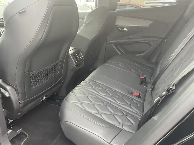 プジョー ３００８ GT ブルー HDi 静岡県 2020(令2)年 1.4万km 黒 ファーストクラスパッケージ/パノラマサンルーフ /ブラックレザーシート シートヒーター /運転席メモリーパワーシート マッサージ/パノラマビューカメラ/OPナビフルセグTV Bluetooth/パワーバックドア /アンビエンスライト/アクティブセーフティブレーキACC/レーンキープ アシスト/ブラインドスポットモニター/ワイヤレス充電/前後ドライブレコーダー/インテリジェントHiビーム/ETC