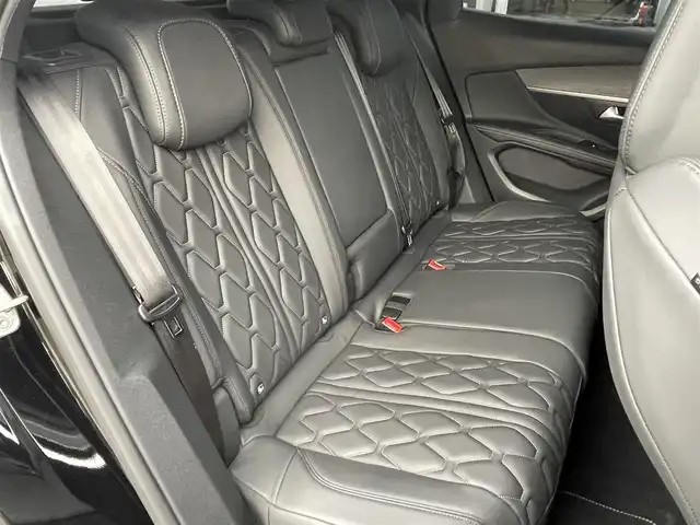 プジョー ３００８ GT ブルー HDi 静岡県 2020(令2)年 1.4万km 黒 ファーストクラスパッケージ/パノラマサンルーフ /ブラックレザーシート シートヒーター /運転席メモリーパワーシート マッサージ/パノラマビューカメラ/OPナビフルセグTV Bluetooth/パワーバックドア /アンビエンスライト/アクティブセーフティブレーキACC/レーンキープ アシスト/ブラインドスポットモニター/ワイヤレス充電/前後ドライブレコーダー/インテリジェントHiビーム/ETC