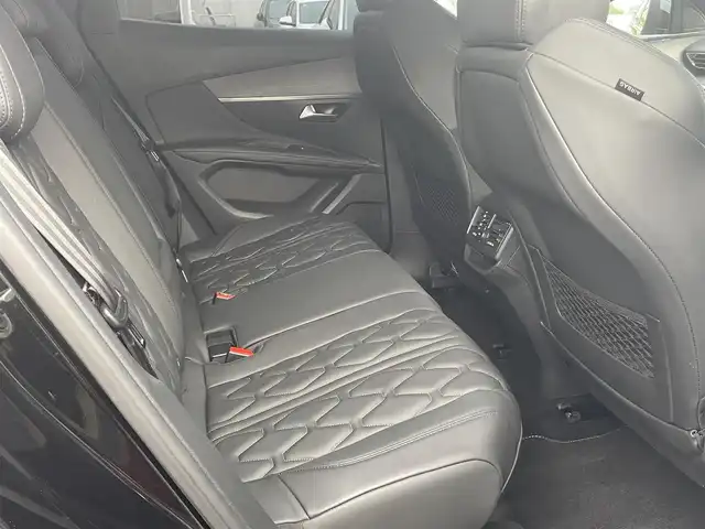 プジョー ３００８ GT ブルー HDi 静岡県 2020(令2)年 1.4万km 黒 ファーストクラスパッケージ/パノラマサンルーフ /ブラックレザーシート シートヒーター /運転席メモリーパワーシート マッサージ/パノラマビューカメラ/OPナビフルセグTV Bluetooth/パワーバックドア /アンビエンスライト/アクティブセーフティブレーキACC/レーンキープ アシスト/ブラインドスポットモニター/ワイヤレス充電/前後ドライブレコーダー/インテリジェントHiビーム/ETC