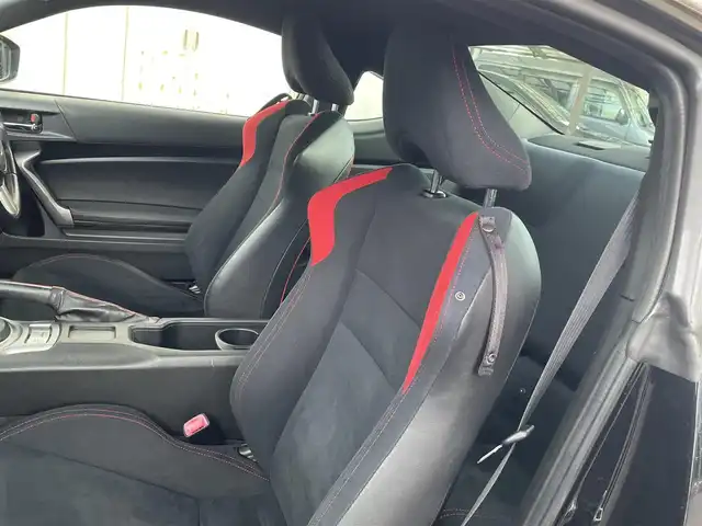 トヨタ ８６ GT 福島県 2013(平25)年 6.9万km クリスタルブラックシリカ 純正SDナビ/バックカメラ/フルセグテレビ/DVD再生可能/純正17インチAW/HIDヘッドライト/フォグランプ/プッシュスタート/保証書