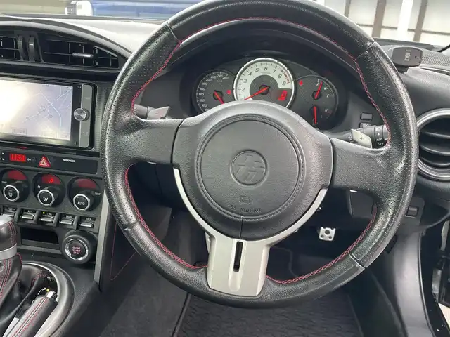 トヨタ ８６ GT 福島県 2013(平25)年 6.9万km クリスタルブラックシリカ 純正SDナビ/バックカメラ/フルセグテレビ/DVD再生可能/純正17インチAW/HIDヘッドライト/フォグランプ/プッシュスタート/保証書