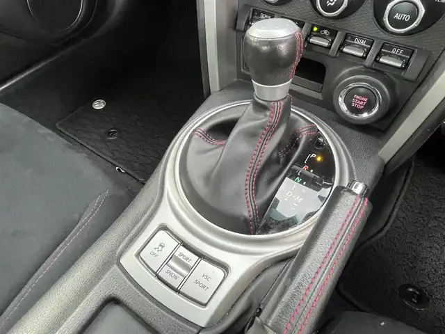 トヨタ ８６ GT 福島県 2013(平25)年 6.9万km クリスタルブラックシリカ 純正SDナビ/バックカメラ/フルセグテレビ/DVD再生可能/純正17インチAW/HIDヘッドライト/フォグランプ/プッシュスタート/保証書