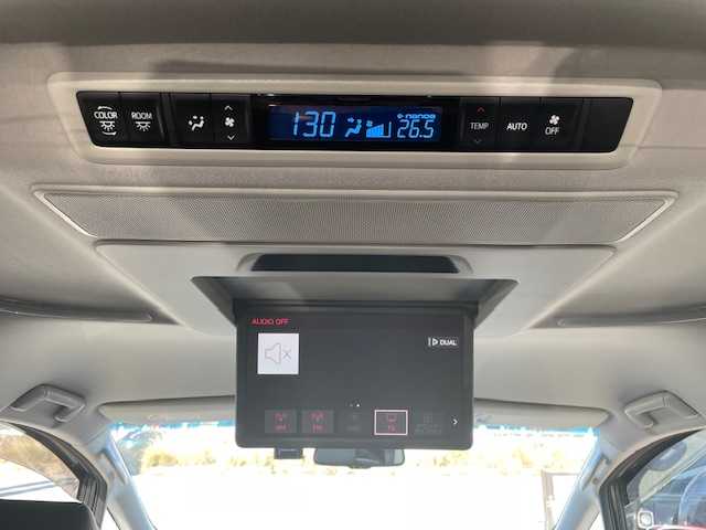 トヨタ アルファードハイブリット SR Cパッケージ 三重県 2022(令4)年 1.5万km ダークレッドマイカメタリック セーフティセンス/・プリクラッシュセーフティ/・レーントレーシングアシスト/・ロードサインアシスト/・アダプティブハイビームアシスト/・全車速追従機能付レーダークルーズコントロール/パーキングサポートブレーキ/JBLプレミアムサウンドシステム/純正13.3型フリップダウンモニター/純正10.5型SDナビ/フルセグTV/【CD/DVD/MSV/Bluetooth/USB/Miracast】/パノラミックビューモニター/ビルトインETC/前後ドライブレコーダー/ステアリングヒーター/AC100V電源/両側パワースライドドア/パワーバックドア/レザーシート/D/N席シートベンチレーション/D/N席シートヒーター/D/N席パワーシート/オートライト/三眼LEDヘッドランプ/LEDフロントフォグランプ/シーケンシャルターンランプ/225/60R17インチ純正AW/プッシュスタート/スマートキー/純正フロアマット