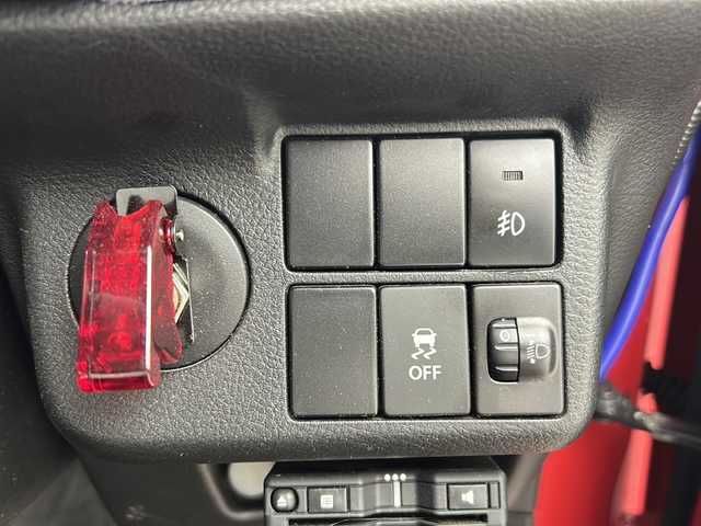 スズキ アルト F 大阪府 2016(平28)年 4.9万km ピュアレッド ワークス仕様/NARDIステアリング/零1000パワーチャンバー/AUTO GAUGE 水温計/PIVOTブースト計/社外タワーバー/D席スイスポ純正シート/社外15インチアルミホイール/【F-Direction/WS-5】/社外車高調/デジタルインナーミラー/パープルスウェードトリム/ラジオ/CD