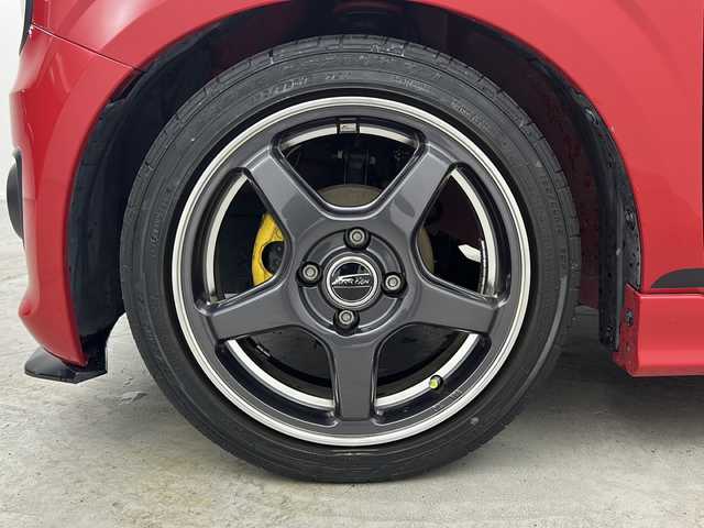 スズキ アルト F 大阪府 2016(平28)年 4.9万km ピュアレッド ワークス仕様/NARDIステアリング/零1000パワーチャンバー/AUTO GAUGE 水温計/PIVOTブースト計/社外タワーバー/D席スイスポ純正シート/社外15インチアルミホイール/【F-Direction/WS-5】/社外車高調/デジタルインナーミラー/パープルスウェードトリム/ラジオ/CD