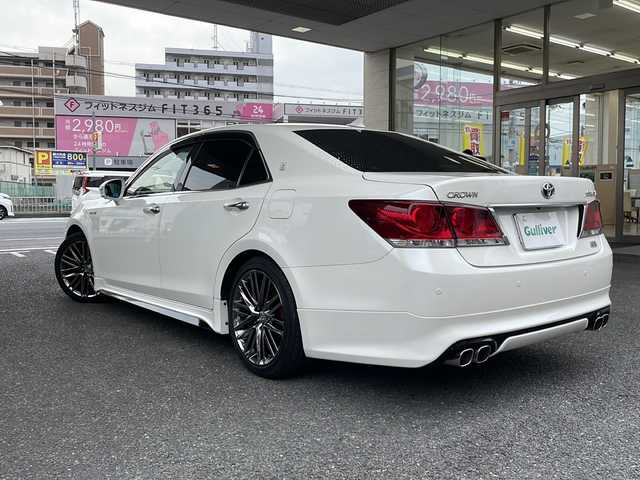 トヨタ クラウン ハイブリッド アスリートG 大阪府 2013(平25)年 12万km ホワイトパールクリスタルシャイン 純正ナビ/バックカメラ/サイドカメラ/サンルーフ/TRDアンダーエアロ/フルセグテレビ/パワーシート/電動リアゲート/レーダークルーズコントロール/フロントエアーシート/フロントシートヒーター/社外マフラー/純正アルミホイール/プッシュスタート/純正フロアマット/カーテンエアバッグ/ETC/スペアキー