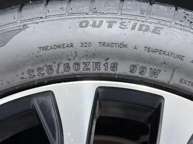 トヨタ エスティマ アエラス ベリーエディション 大阪府 2014(平26)年 5万km ブラック 白革シート 純正8incナビTV バックカメラ フリップダウンモニター シートヒーター クルーズコントロール 両側パワースライドドア リアオートエアコン スマートキー プッシュスタート ETC