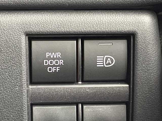 トヨタ アルファード Z 大阪府 2025(令7)年 0.2万km プラチナホワイトパールマイカ トヨタセーフティセンス/　・プリクラッシュセーフティ/　・レーントーシングアシスト/　・レーンディパーチャーアラート/　・レーダークルーズコントロール/　・ロードサインアシスト/　・アダプティブハイビームシステム/　・プロアクティブドライビングアシスト/純正メモリナビ/　BT/HDMI/フルセグ/AppleCarPray/AndroidAuto/パノラミックビューモニター/バックカメラ/両側パワースライドドア/パワーバックドア/LEDオートライト/フォグランプ/合皮レザーシート/パワーシート/シートヒーター/エアシート/純正18インチアルミホイール/ブラインドスポットモニター/パーキングサポートブレーキ/デジタルインナーミラー/ステアリングヒーター/置くだけ充電/スマートキー/ETC2.0