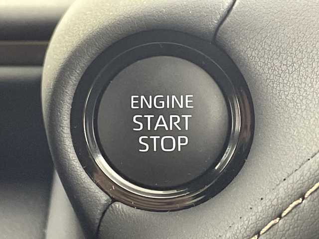 トヨタ アルファード Z 大阪府 2025(令7)年 0.2万km プラチナホワイトパールマイカ トヨタセーフティセンス/　・プリクラッシュセーフティ/　・レーントーシングアシスト/　・レーンディパーチャーアラート/　・レーダークルーズコントロール/　・ロードサインアシスト/　・アダプティブハイビームシステム/　・プロアクティブドライビングアシスト/純正メモリナビ/　BT/HDMI/フルセグ/AppleCarPray/AndroidAuto/パノラミックビューモニター/バックカメラ/両側パワースライドドア/パワーバックドア/LEDオートライト/フォグランプ/合皮レザーシート/パワーシート/シートヒーター/エアシート/純正18インチアルミホイール/ブラインドスポットモニター/パーキングサポートブレーキ/デジタルインナーミラー/ステアリングヒーター/置くだけ充電/スマートキー/ETC2.0