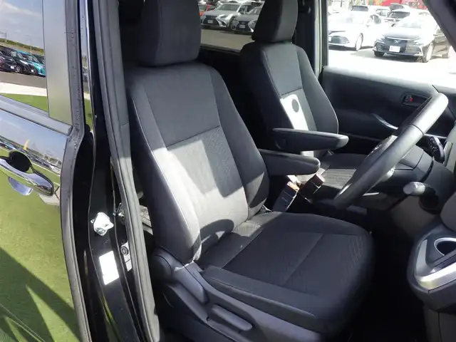 トヨタ ヴォクシー S－G 千葉県 2022(令4)年 5万km アティチュードブラックマイカ Toyota Safety Sense/・プリクラッシュセーフティ/・レーンディパーチャーアラート/・オートハイビーム/・レーダークルーズコントロール/左パワースライドドア/右イージークローザードア/純正メモリーナビ/地デジTV/【DVD/CD再生機能　Bluetooth接続】/バックカメラ/ETC（2.0）/LEDヘッドライト/純正16インチアルミホイル/サイド/カーテンエアバッグ/スマートキー