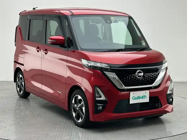 日産 ルークス ハイウェイスター X 兵庫県 2020(令2)年 3.4万km スパークリングレッドM 禁煙車/純正9インチナビ/・フルセグTV/AM/FM/DVD/Bluetooth/エマージェンシーブレーキ/アイドリングストップ/ふらつき警報/速度標識表示/道路標識表示/先行車発進お知らせ/車線逸脱警報/横滑り防止装置/盗難防止装置/LEDヘッドライト/オートライト/フロントフォグランプ/片側パワースライドドア/プッシュスタート/スマートキー/アラウンドビューモニター/純正ドアバイザー/純正フロアマット/取扱説明書