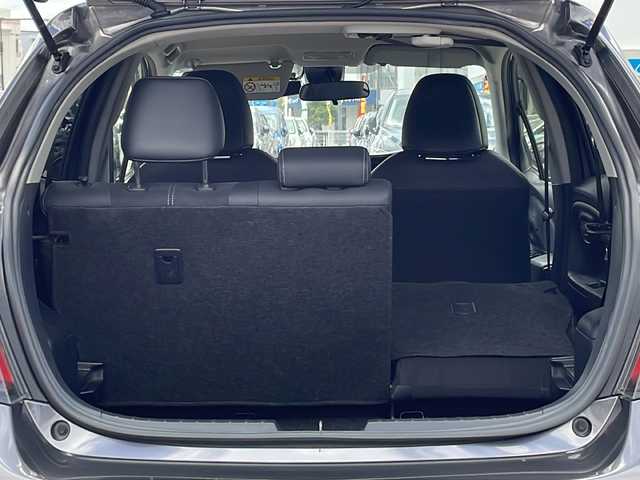 トヨタ ヴィッツ GRスポーツGR 沖縄県 2019(令1)年 3.5万km グレーメタリック 禁煙車/社外ナビ　フルセグＴＶ　Bluetooth DVD再生可/社外前後ドライグレコーダー　/ハーフレザーシート　/ＬＥＤヘッドライト　/オートライト　/オートハイビーム　/ウインカードアミラー/社外ツィーター　/ＥＴＣ　/革巻きステアリング/ステアリングスイッチ　/スマートキー