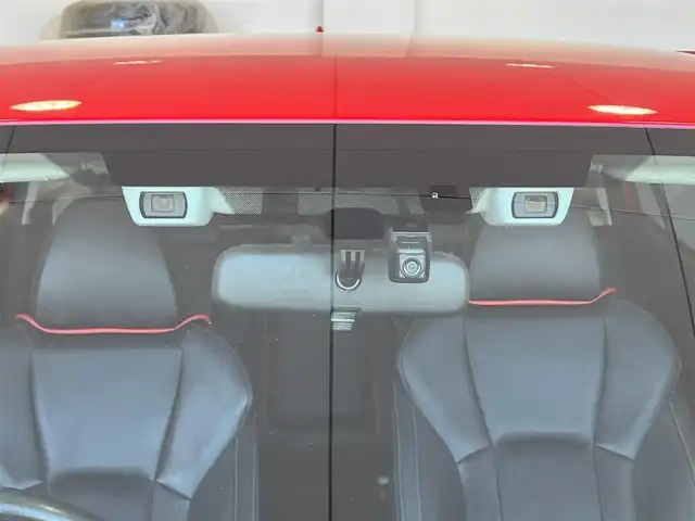 スバル インプレッサ スポーツ 2．0i－Lアイサイト 栃木県 2018(平30)年 10.1万km ピュアレッド ワンオーナー/追従式クルーズコントロール/純正SDナビ/バックカメラ/ワンオーナー/MTモード付AT/コーナーセンサー/盗難防止装置/ETC2.0/純正17インチアルミホイール/レザーシート