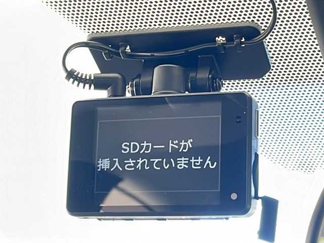 トヨタ プリウス S 沖縄県 2018(平30)年 3.1万km スティールブロンドM 社外ナビゲーション/ＴＶ/バックカメラ/トヨタセーフティーセンス/ドラレコ前方/ＥＴＣ/ＬＥＤヘッドライト/純正アルミホイル（現車スタッドレス）/オートライト/スペアー/ＬＥＤヘッドライト/ＡＢＳ