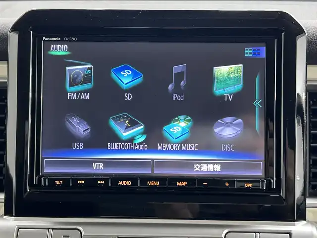 スズキ クロスビー HYBRID MZ 道央・札幌 2018(平30)年 4.7万km ピュアホワイトP ・４ＷＤ/・純正ナビ/・ＢＴ／ＣＤ／ＤＶＤ／ＳＤ／ＦＭ／ＡＭ／フルセグＴＶ/・全方位カメラ/・衝突軽減/・レーンキープアシスト/・ダウンヒルアシスト/・クルーズコントロール/・シートヒーター/・アイドリングストップ/・プッシュスタート/SNOW/SPOTモード/・間欠時間調整機能付きワイパー/・ETC/・純正アルミホイール/・パドルシフト/・革巻きステアリング/・純正フロアマット/・LEDヘッドライト/・フォグランプ