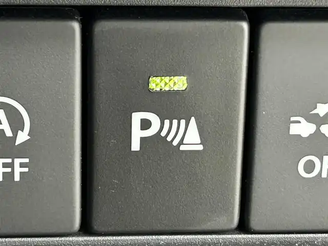 スズキ クロスビー HYBRID MZ 道央・札幌 2018(平30)年 4.7万km ピュアホワイトP ・４ＷＤ/・純正ナビ/・ＢＴ／ＣＤ／ＤＶＤ／ＳＤ／ＦＭ／ＡＭ／フルセグＴＶ/・全方位カメラ/・衝突軽減/・レーンキープアシスト/・ダウンヒルアシスト/・クルーズコントロール/・シートヒーター/・アイドリングストップ/・プッシュスタート/SNOW/SPOTモード/・間欠時間調整機能付きワイパー/・ETC/・純正アルミホイール/・パドルシフト/・革巻きステアリング/・純正フロアマット/・LEDヘッドライト/・フォグランプ