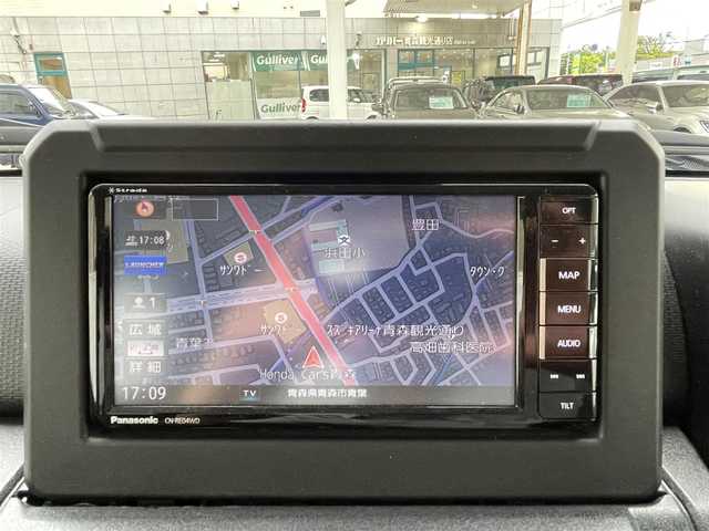 スズキ ジムニー XC 青森県 2018(平30)年 5万km ピュアホワイトP 4WD/社外メモリナビ/社外フルセグTV/AM/FM/CD/BT/USB/フォグランプ/純正フロアマット/純正アルミ/背面タイヤ/ホワイトレタータイヤ/ダウンヒルアシストコントロール/クルーズコントロール/レーンキープアシスト/プリクラッシュ/横滑り防止機能/ヘッドライドウォッシャー/ステアリングスイッチ/センターコンソール/セキュリティアラーム/冬タイヤ積み込み有/オートライト/ドアバイザー/電格ミラー/保証書/取扱説明書