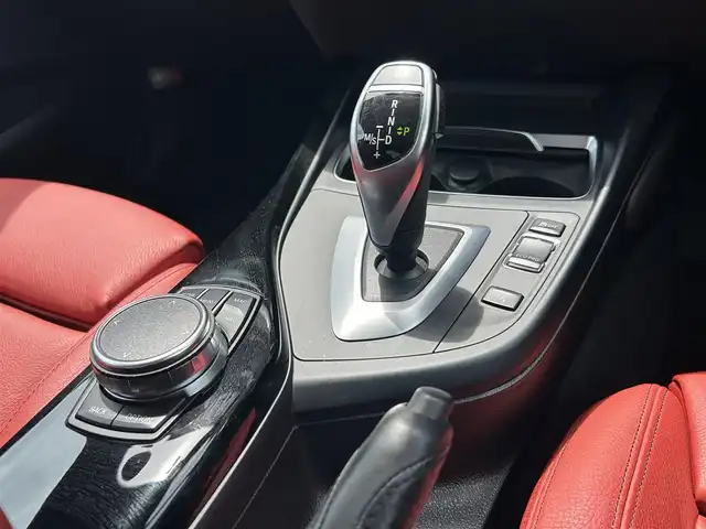 ＢＭＷ ２２０ｉ クーペ Mスポーツ 福岡県 2019(令1)年 2.9万km サファイアブラックP アダプティブクルーズコントロール/赤革シート/前席シートヒーター/純正ナビ/バックカメラ/Bluetooth/前後コーナーセンサー/アダプティブLEDヘッドライト/オートライト/コンフォートアクセス/純正18インチアルミホイール/ミラー一体型ETC/取扱説明書/保証書/スペアキー×1