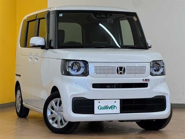 ホンダ Ｎ ＢＯＸ 群馬県 2024(令6)年 0.3万km プラチナホワイトパール ホンダセンシング/・衝突軽減ブレーキ/・車線逸脱警報機能/・オートライトハイビーム/・横滑り防止装置/・アダプティブクルーズコントロール/・クリアランスソナー/純正ディスプレイオーディオ/　AM/FM/BT/ipod/AppleCarPlay/AndroidAuto/バックカメラ/ドライブレコーダー/両側電動スライドドア/LEDオートライト/シートヒーター/ステアリングスイッチ/アイドリングストップ/電動パーキングブレーキ/USB入力端子/HDMI入力端子/前後ドライブレコーダー/W+サイドエアバッグ/カーテンエアバッグ/純正フロアマット/スマートキー/ビルトインETC