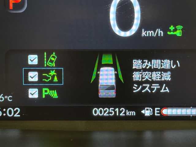 ホンダ Ｎ ＢＯＸ 群馬県 2024(令6)年 0.3万km プラチナホワイトパール ホンダセンシング/・衝突軽減ブレーキ/・車線逸脱警報機能/・オートライトハイビーム/・横滑り防止装置/・アダプティブクルーズコントロール/・クリアランスソナー/純正ディスプレイオーディオ/　AM/FM/BT/ipod/AppleCarPlay/AndroidAuto/バックカメラ/ドライブレコーダー/両側電動スライドドア/LEDオートライト/シートヒーター/ステアリングスイッチ/アイドリングストップ/電動パーキングブレーキ/USB入力端子/HDMI入力端子/前後ドライブレコーダー/W+サイドエアバッグ/カーテンエアバッグ/純正フロアマット/スマートキー/ビルトインETC