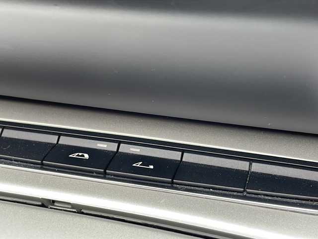 ＢＭＷ Ｚ４ sDrive23i Sエッセンス 千葉県 2010(平22)年 7.1万km アルピンホワイトⅢ ナビ　赤革シート　パワーシート　電動オープン　ミラーＥＴＣ　パドルシフト　ＳＰＯＲＴボタン　マット　オートワイパー　オートライト　ＨＩＤ　１７インチＡＷ　直列６気筒ＤＯＨＣエンジン 204ps