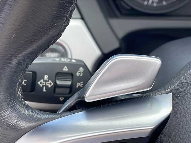 ＢＭＷ Ｚ４ sDrive23i Sエッセンス 千葉県 2010(平22)年 7.1万km アルピンホワイトⅢ ナビ　赤革シート　パワーシート　電動オープン　ミラーＥＴＣ　パドルシフト　ＳＰＯＲＴボタン　マット　オートワイパー　オートライト　ＨＩＤ　１７インチＡＷ　直列６気筒ＤＯＨＣエンジン 204ps